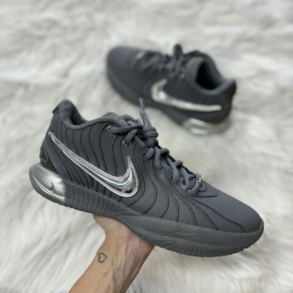 Nike LeBron 21 Low Mens Basketball Shoes Grey HF5353-001 VNDS Sz 11